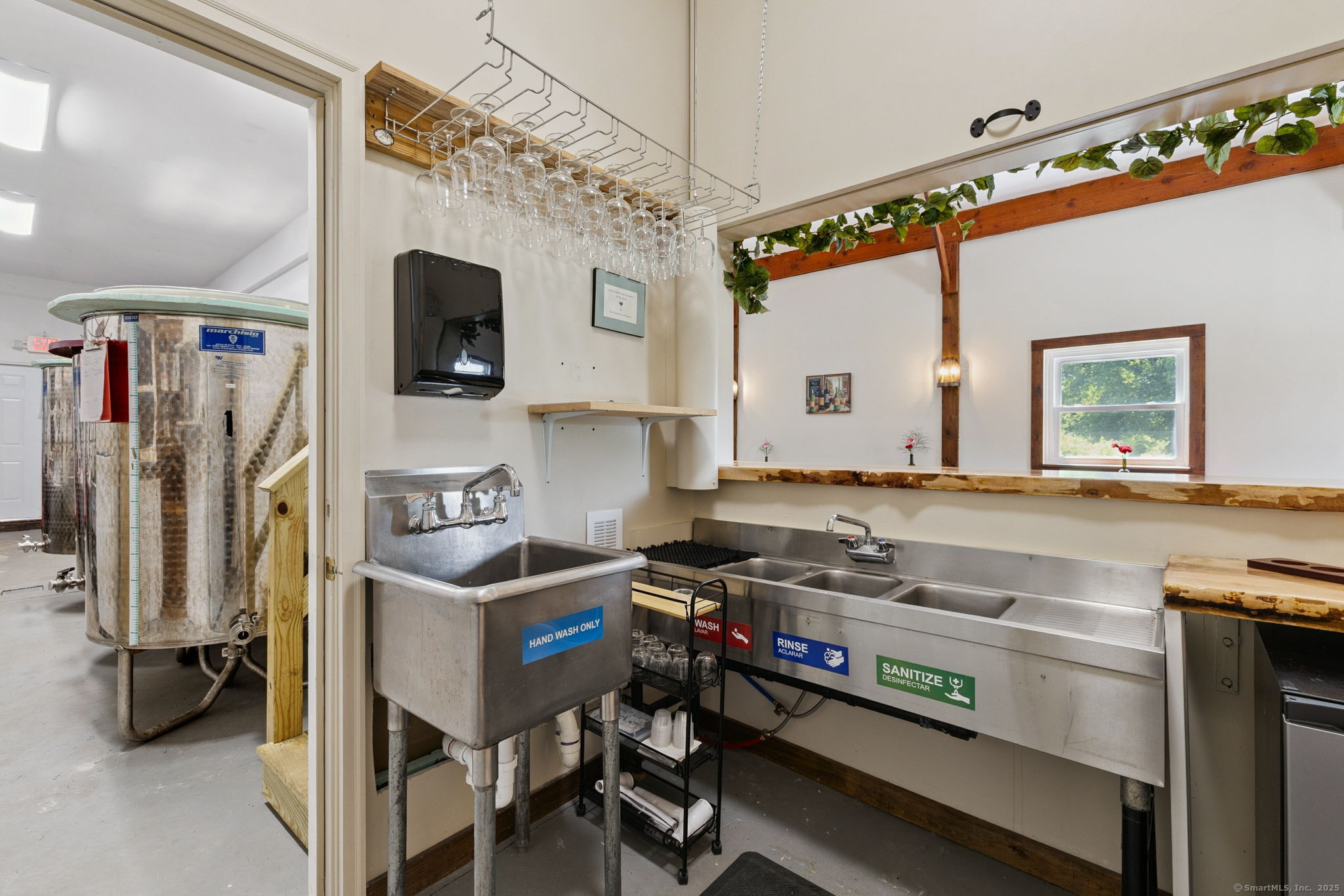 139 West Town Street Lebanon, CT 06249 - Photo 25 of 34