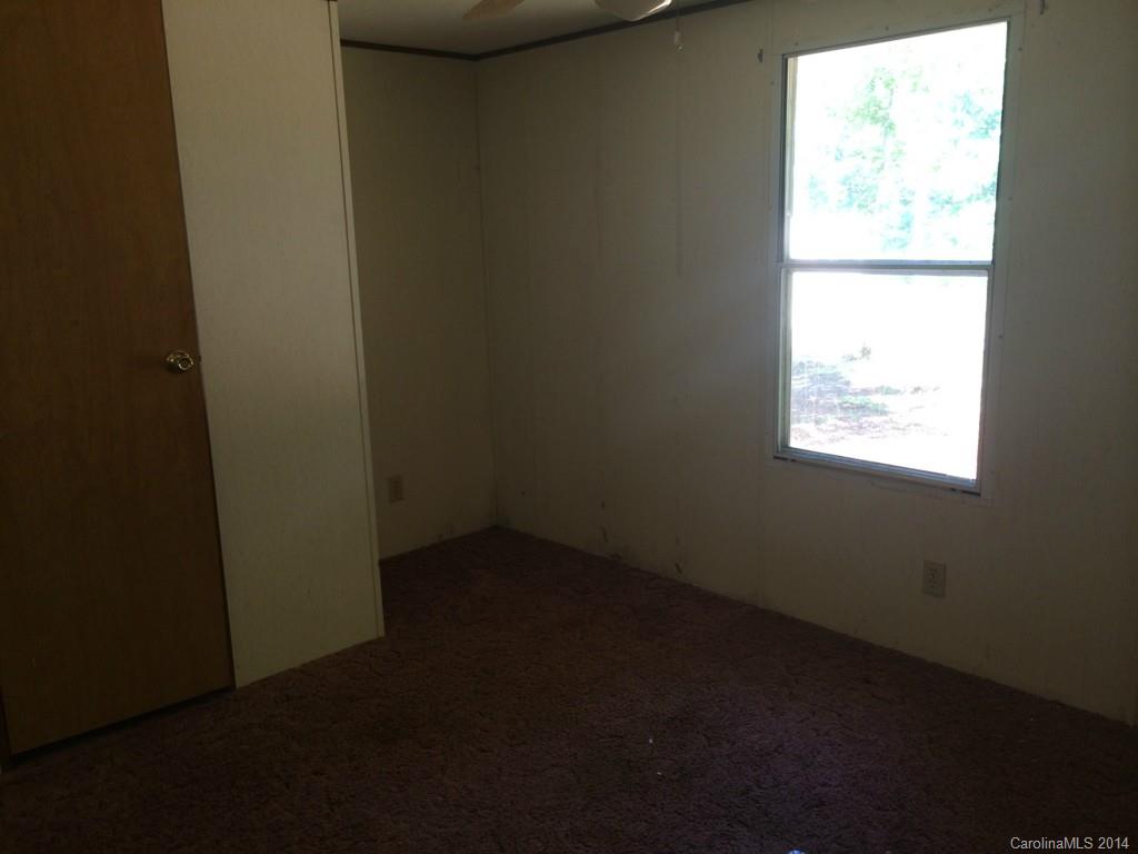 44671 Ledbetter Road New London, NC 28127 - Photo 10 of 13 Gallery Image 10