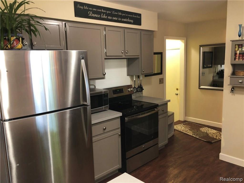 6452 East Bennington Road Durand, MI 48429 - Photo 9 of 28 9.jpeg