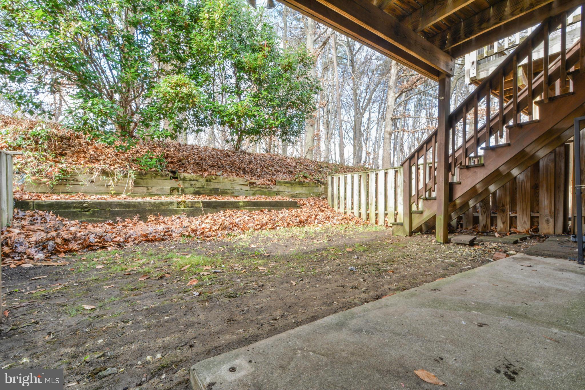 9260 Bellbeck Road Baltimore, MD 21234 - Photo 30 of 30 Patio and yard