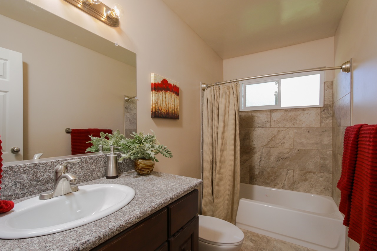 845 Grapevine Road Vista, CA 92083 - Photo 17 of 25