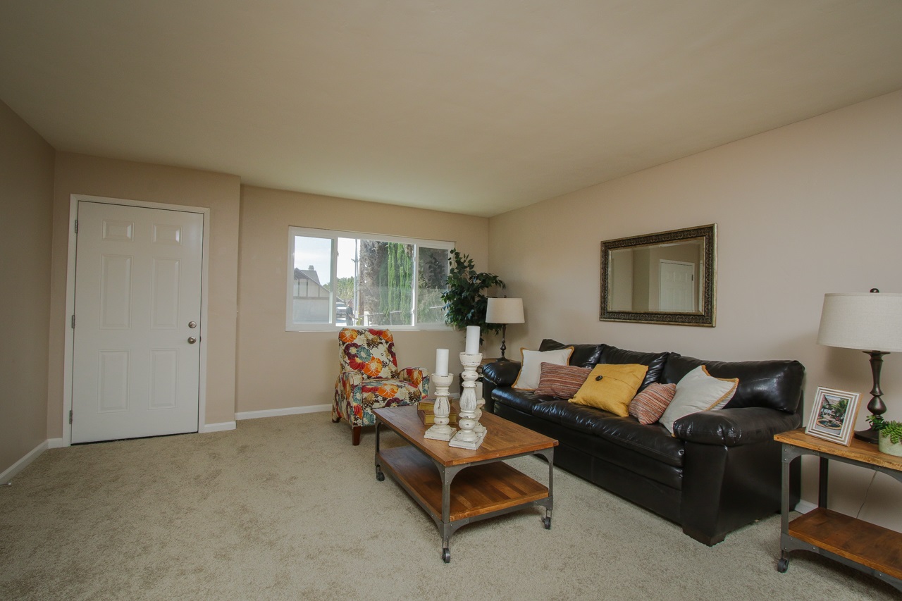 845 Grapevine Road Vista, CA 92083 - Photo 4 of 25