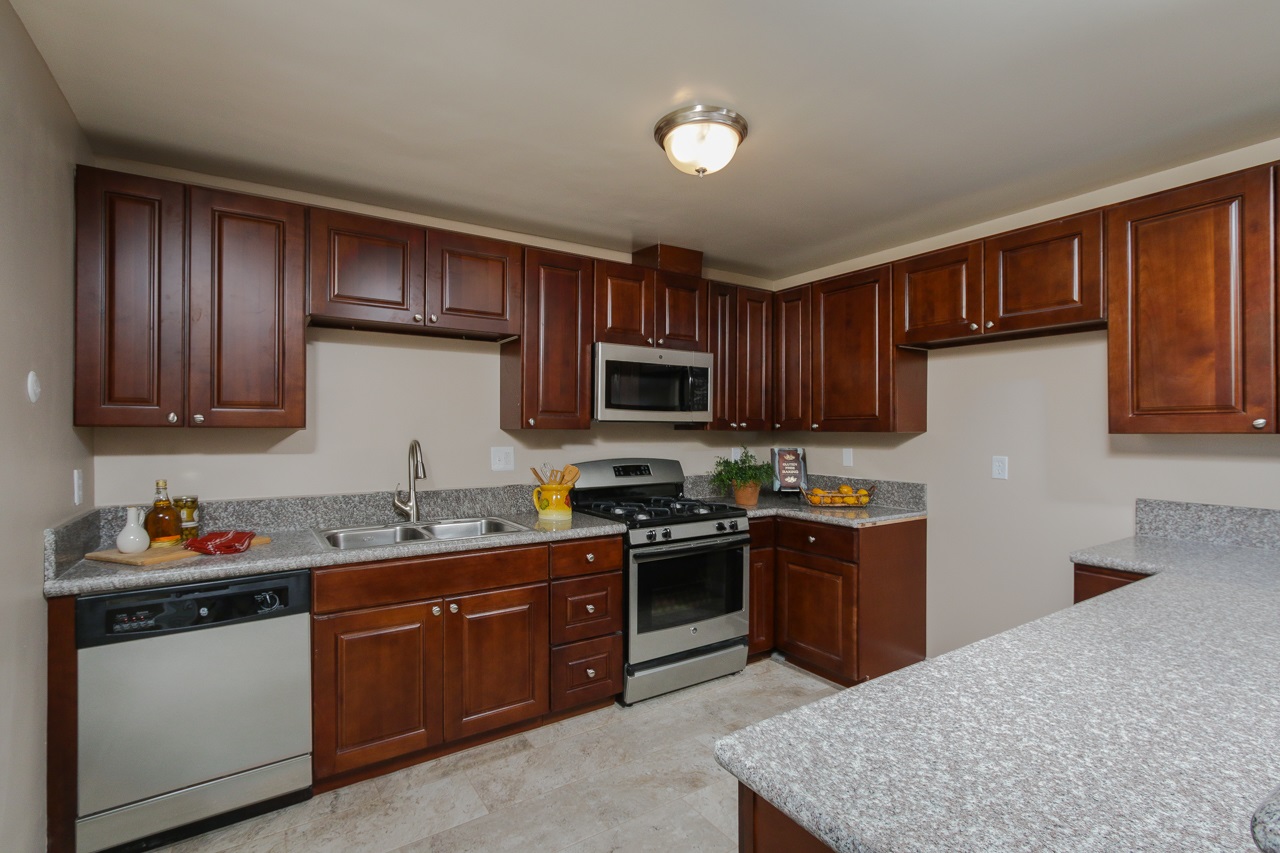 845 Grapevine Road Vista, CA 92083 - Photo 9 of 25