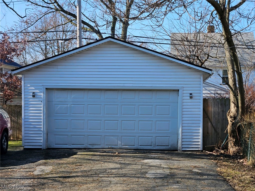 1002 Pembrook Road Cleveland Heights, OH 44121 - Photo 3 of 9 View of garage
