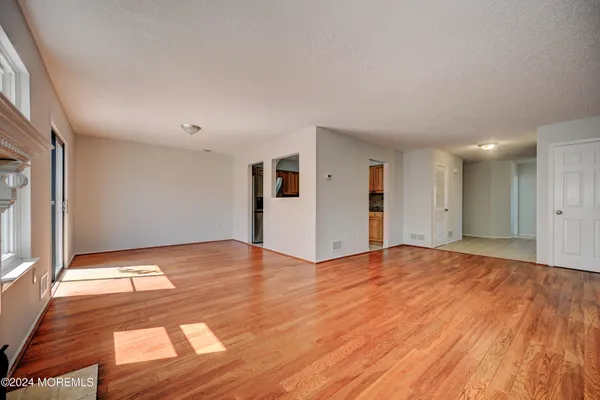$3,600 | 44 Mariners Cove, Freehold, NJ 07728