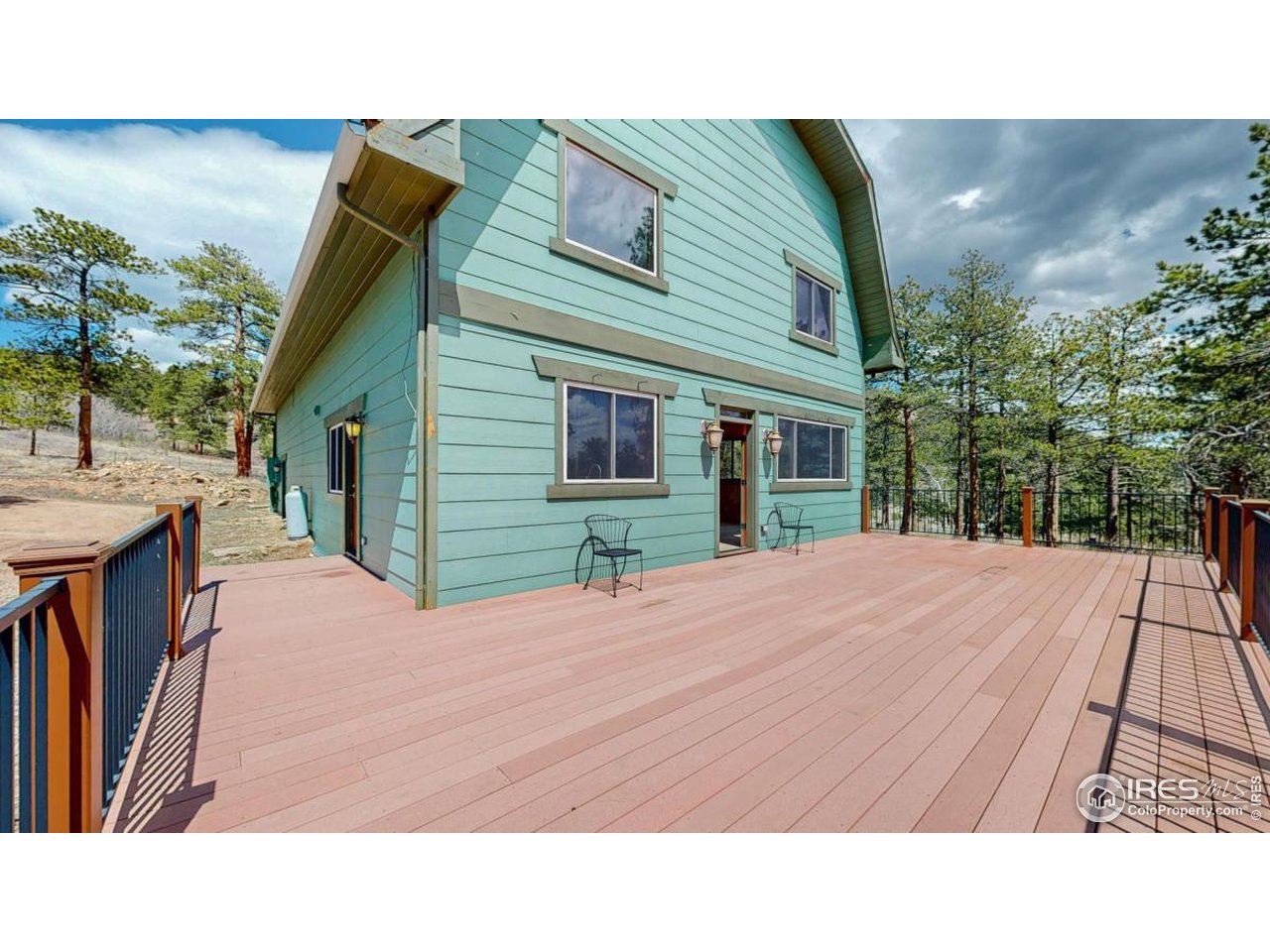 598 Taylor Road Lyons, CO 80540 - Photo 20 of 32 a outdoor space with a outdoor space