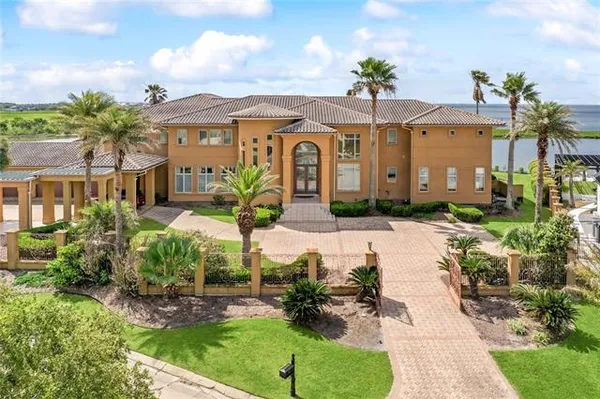 $3,700,000 | 1512 Lakeshore Boulevard, Slidell, LA 70461