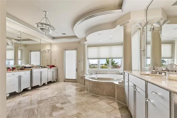 $3,700,000 | 1512 Lakeshore Boulevard, Slidell, LA 70461