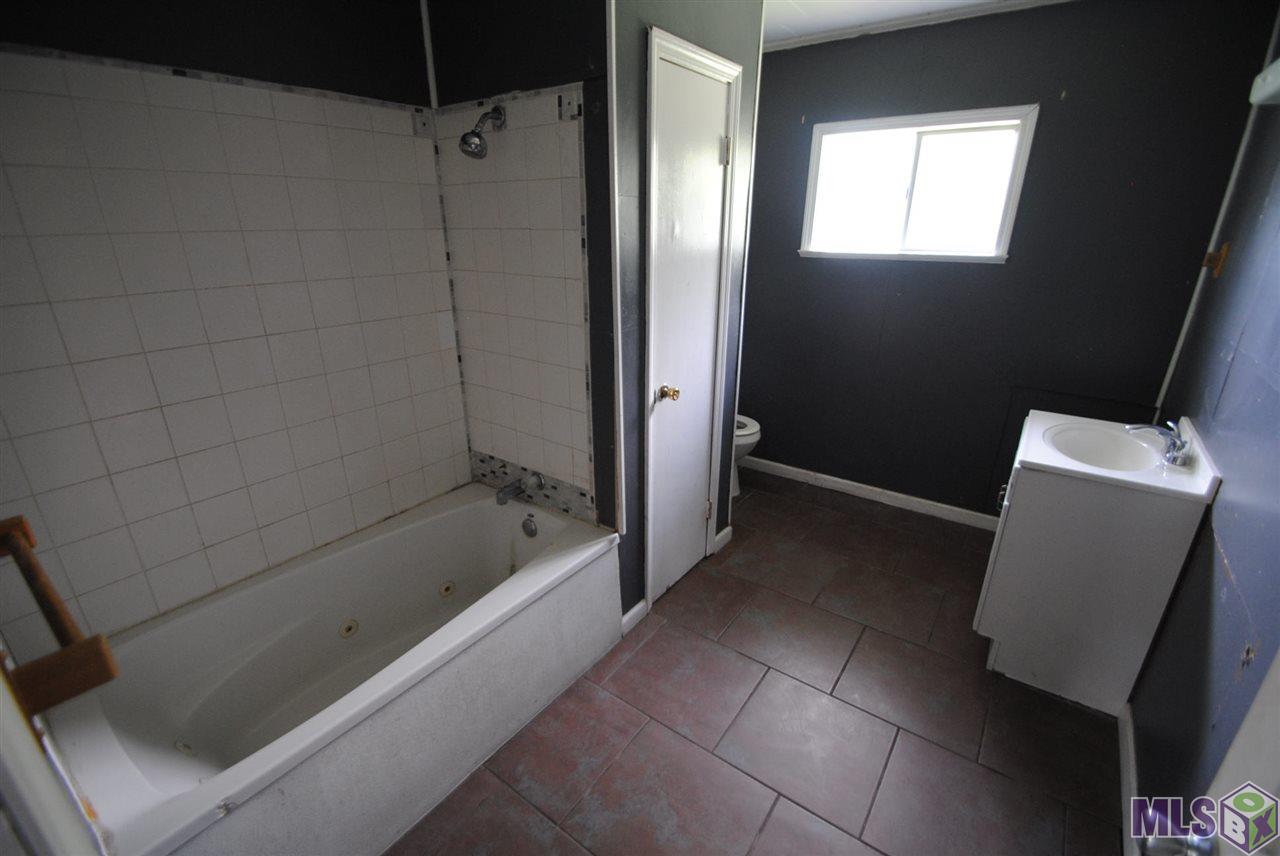 2385 Coteau Road Houma, LA 70364 - Photo 7 of 13 Gallery Image 7