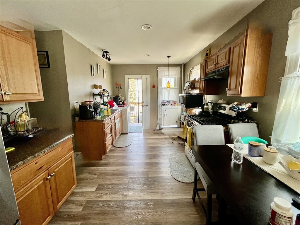 15-19 Litchfield Street Springfield, MA 01108 - Photo 7 of 42