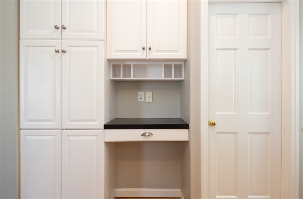 6-8 Devon Avenue, Unit 3 Beverly, MA 01915 - Photo 11 of 40
