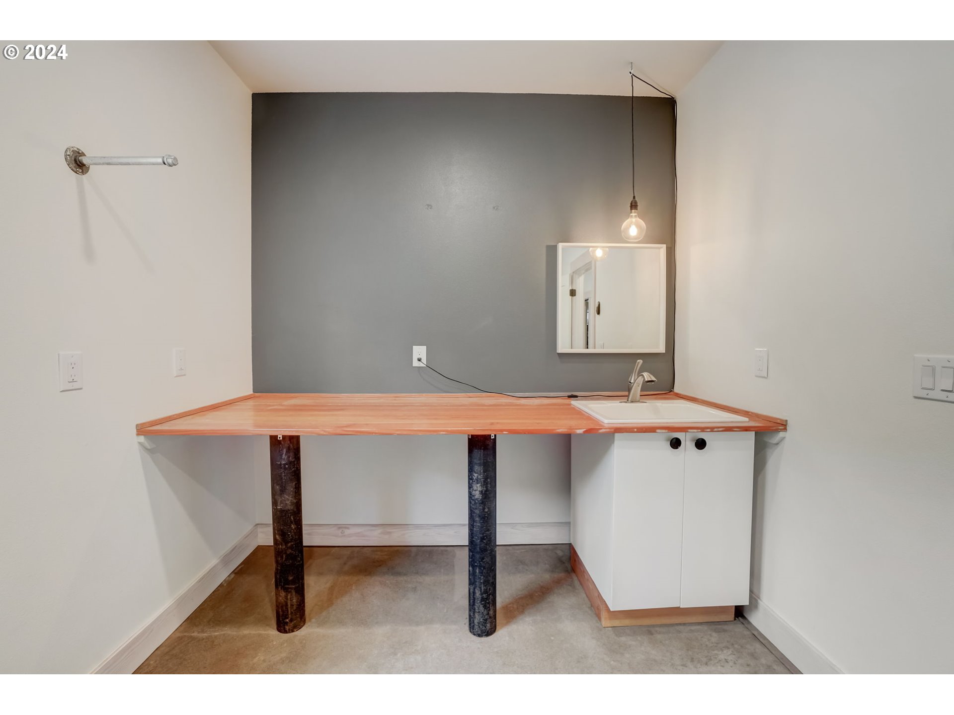 1710 Knights Bridge Road Amboy, WA 98601 - Photo 29 of 48 Gallery Image 29
