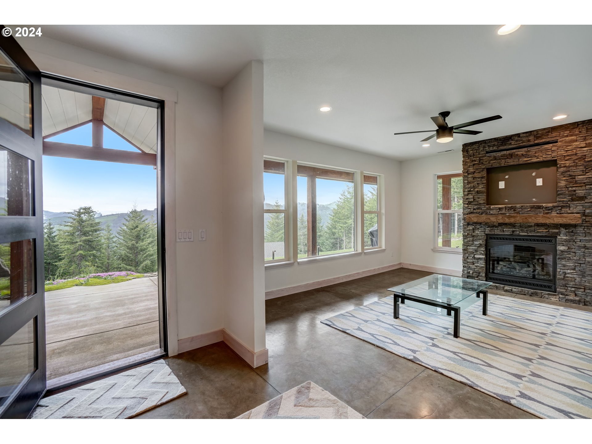 1710 Knights Bridge Road Amboy, WA 98601 - Photo 10 of 48 Gallery Image 10