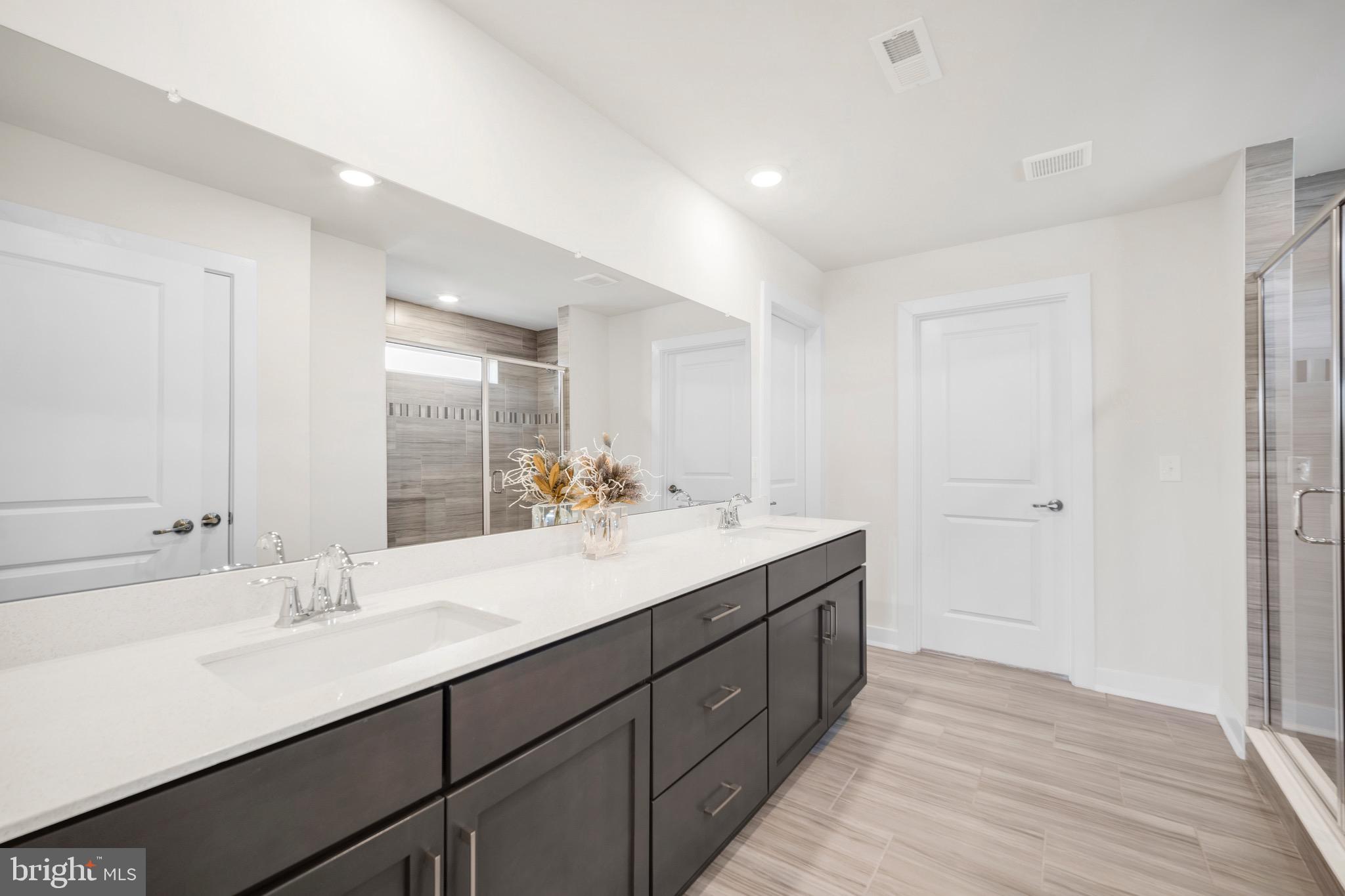 1109 Mariwill Drive Quakertown, PA 18951 - Photo 31 of 48