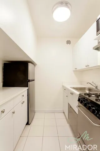 $3,600 | 43 West 16th Street, Unit 3B | Flatiron