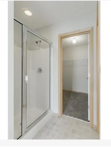 $2,500 | 3033 Chamberlain Street, Unit 7, Maplewood, MN 55109