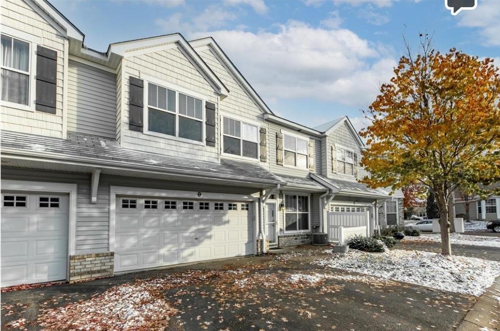 3033 Chamberlain Street, Unit 7 Maplewood, MN 55109 - Photo 2 of 25