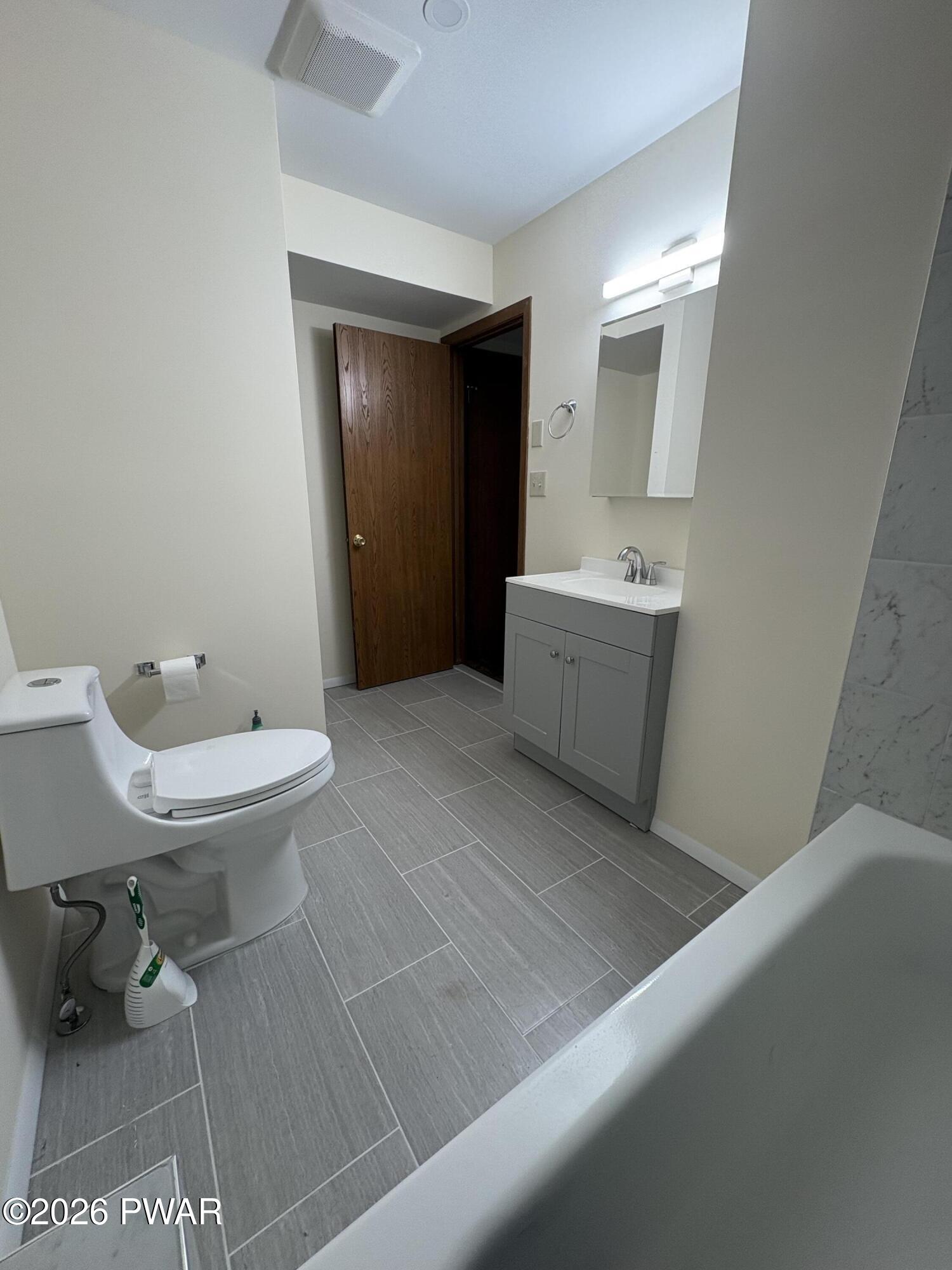 159 Stream Court Bushkill, PA 18324 - Photo 15 of 25