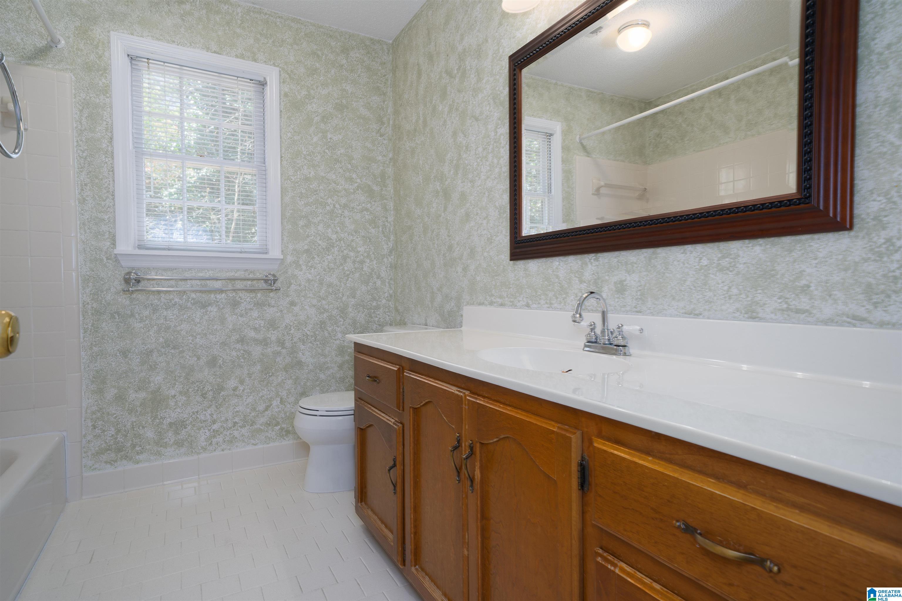 888 Mountain Ridge Drive Birmingham, AL 35209 - Photo 26 of 40