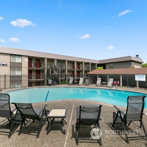 9517 Northeast 180th Street, Unit B205 Bothell, WA 98011 - Photo 16 of 17 Gallery Image 16