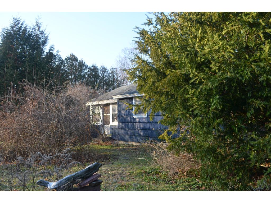 1242 Lake Road Charlotte, VT 05445 - Photo 4 of 13 Gallery Image 4