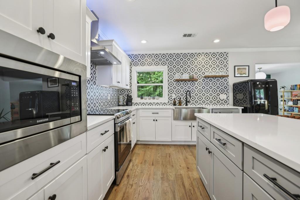1702 Valencia Road Decatur, GA 30032 - Photo 14 of 29