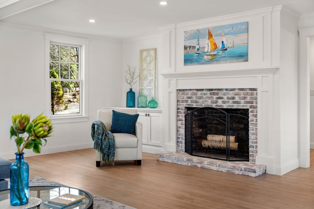11 Woodholm Road Manchester, MA 01944 - Photo 17 of 42 Gallery Image 17