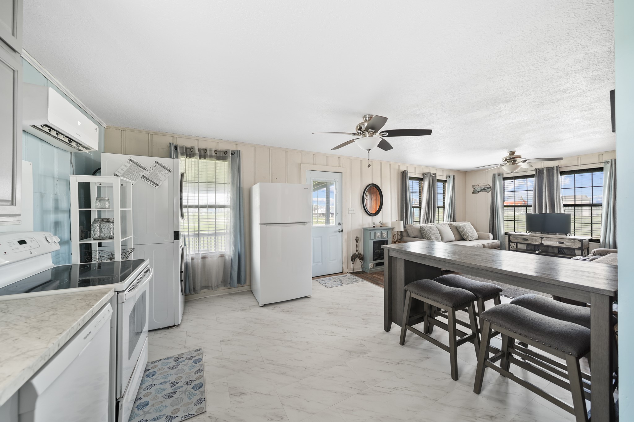 714 Caisson Street Surfside Beach, TX 77541 - Photo 19 of 33