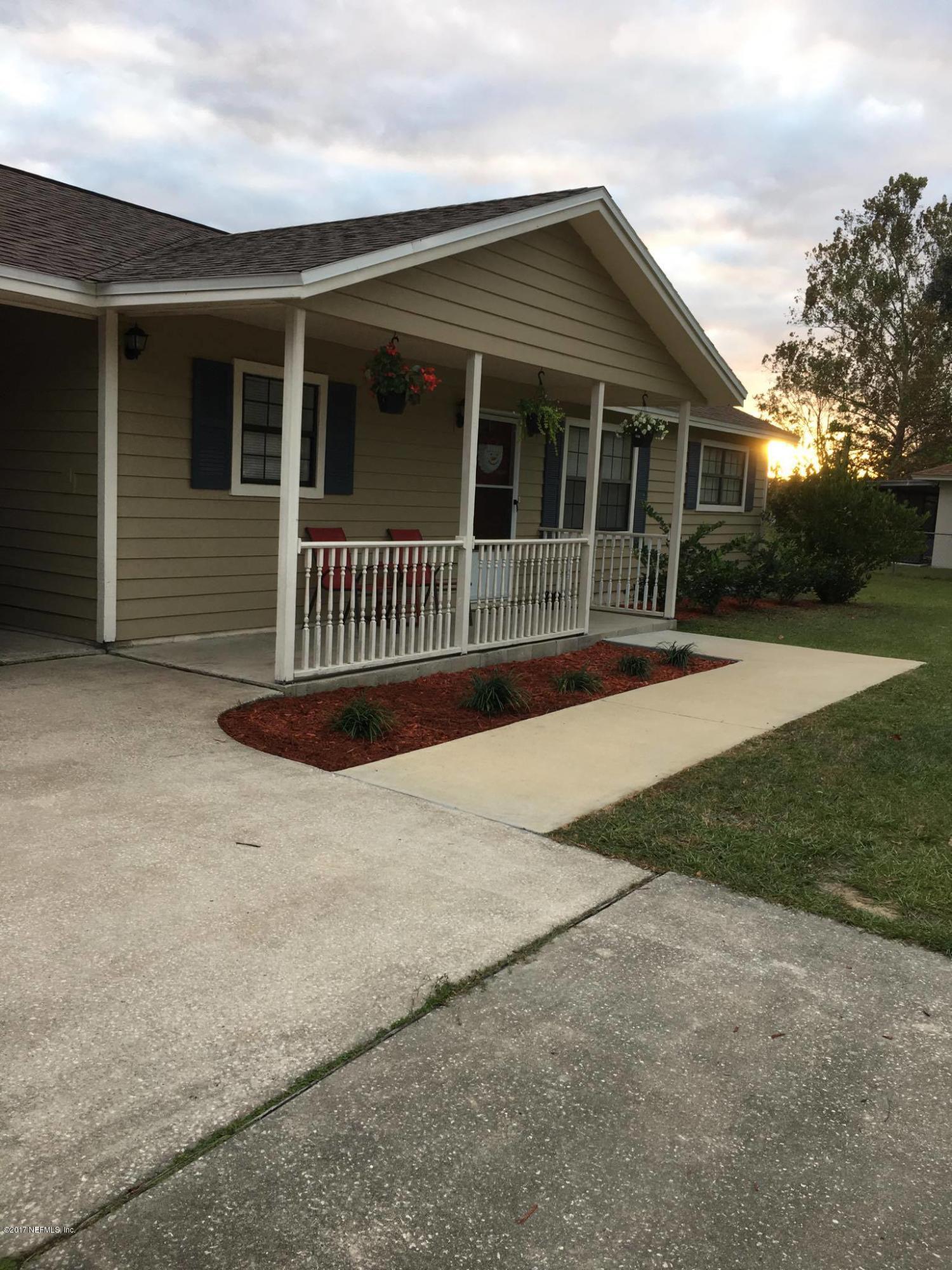 86054 Spring Meadow Avenue Yulee, FL 32097 - Photo 5 of 28 Front 3