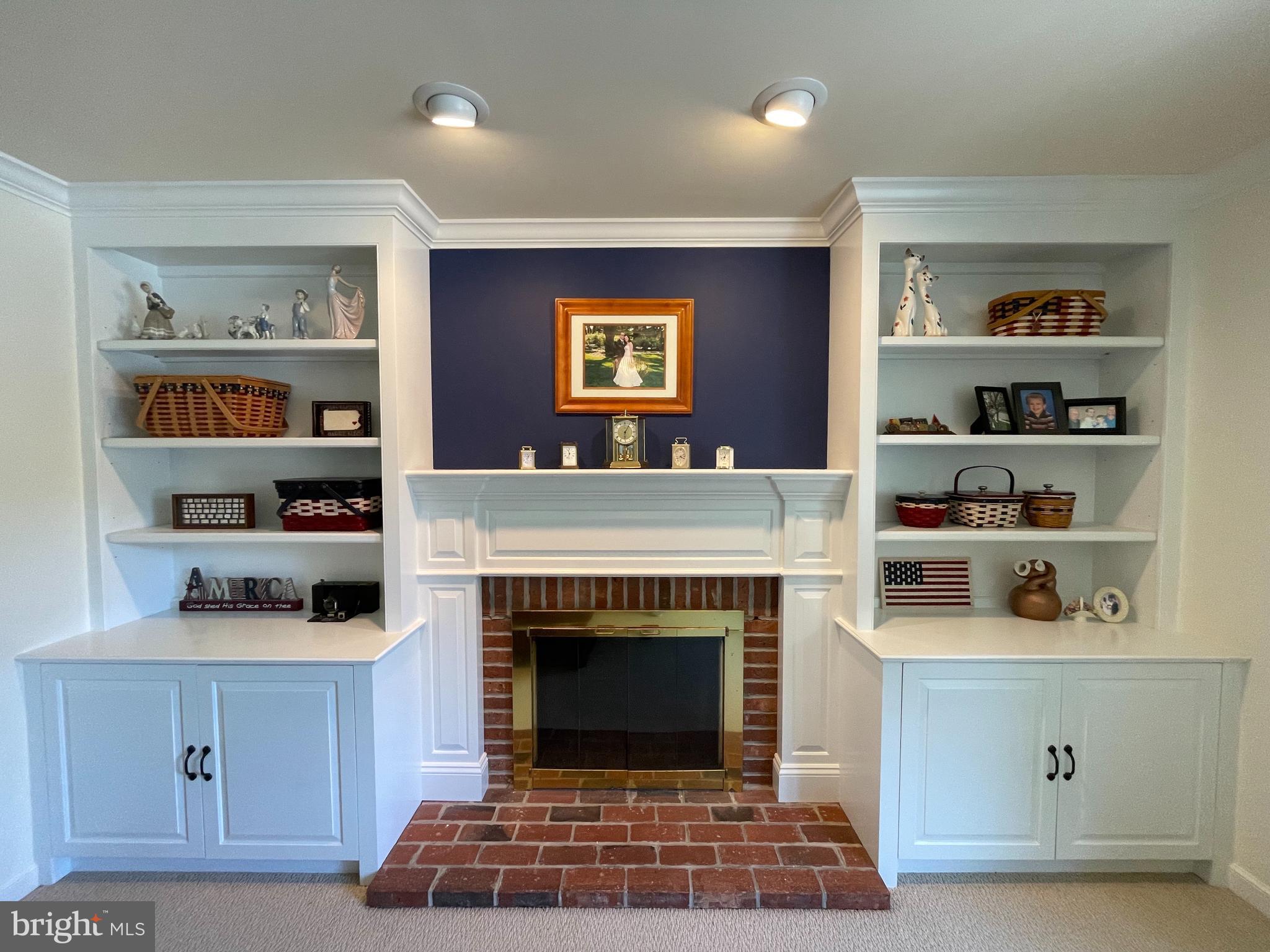 1659 Fairfield Road Yardley, PA 19067 - Photo 20 of 51 Living Room