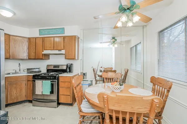 $539,999 | 31 Stonegate Drive | Grasmere