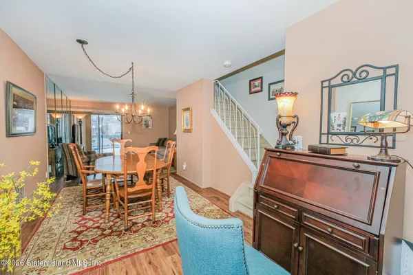 $539,999 | 31 Stonegate Drive | Grasmere