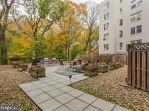 2737 Devonshire Place Northwest, Unit 129 Washington, DC 20008 - Photo 23 of 30 a view of a backyard with sitting area