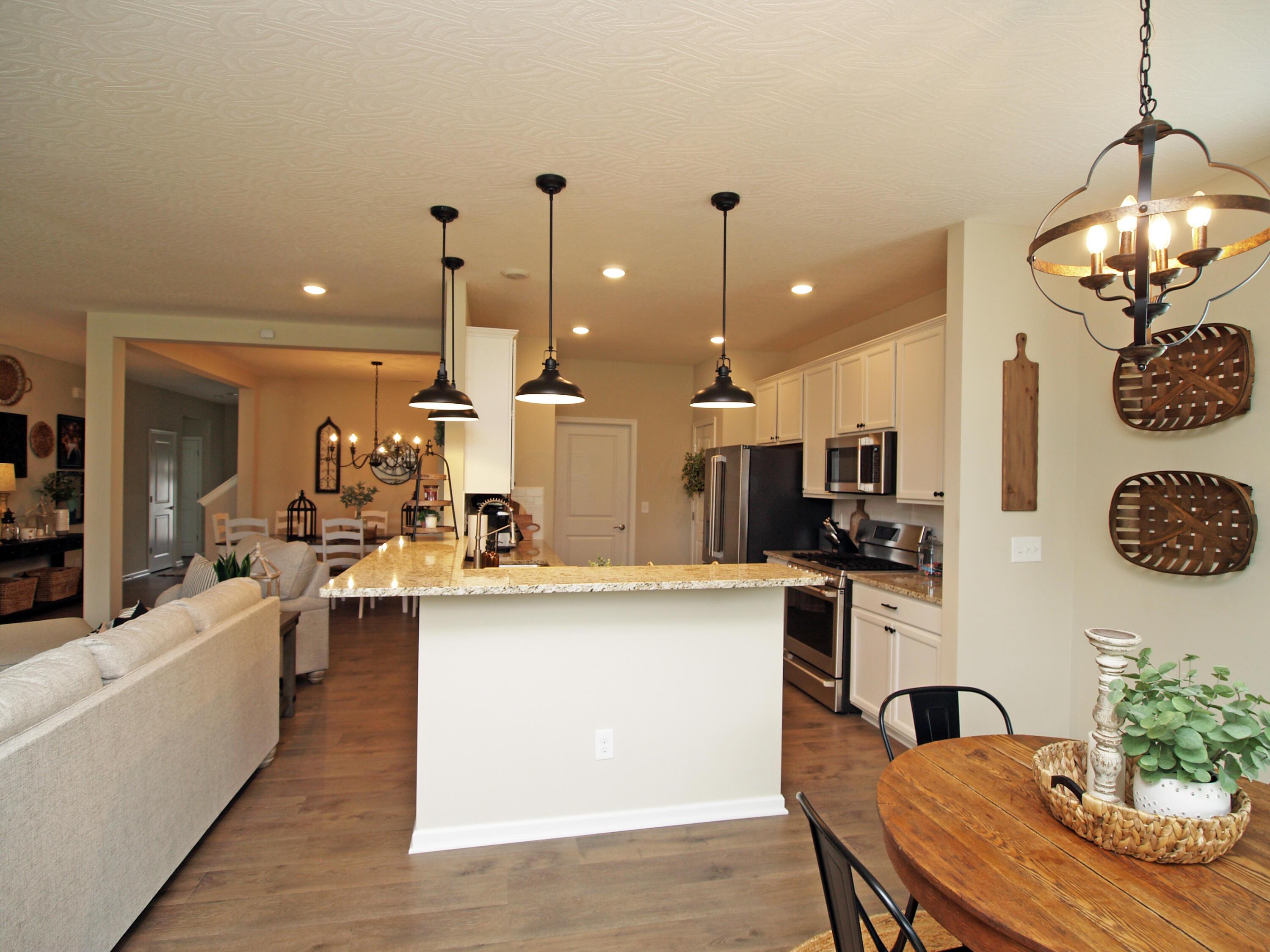 315 Blue Ridge Ostrander, OH 43061 - Photo 14 of 47 Kitchen Bar