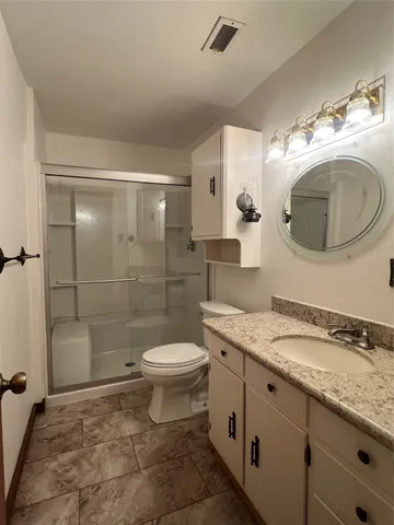 $309,000 | 2 Lee Drive, Huntsville, TX 77320