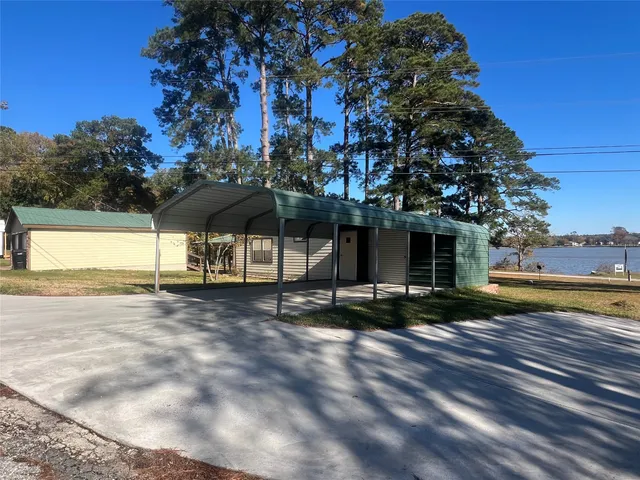 $309,000 | 2 Lee Drive, Huntsville, TX 77320