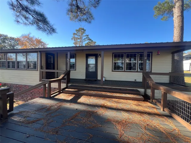 $309,000 | 2 Lee Drive, Huntsville, TX 77320