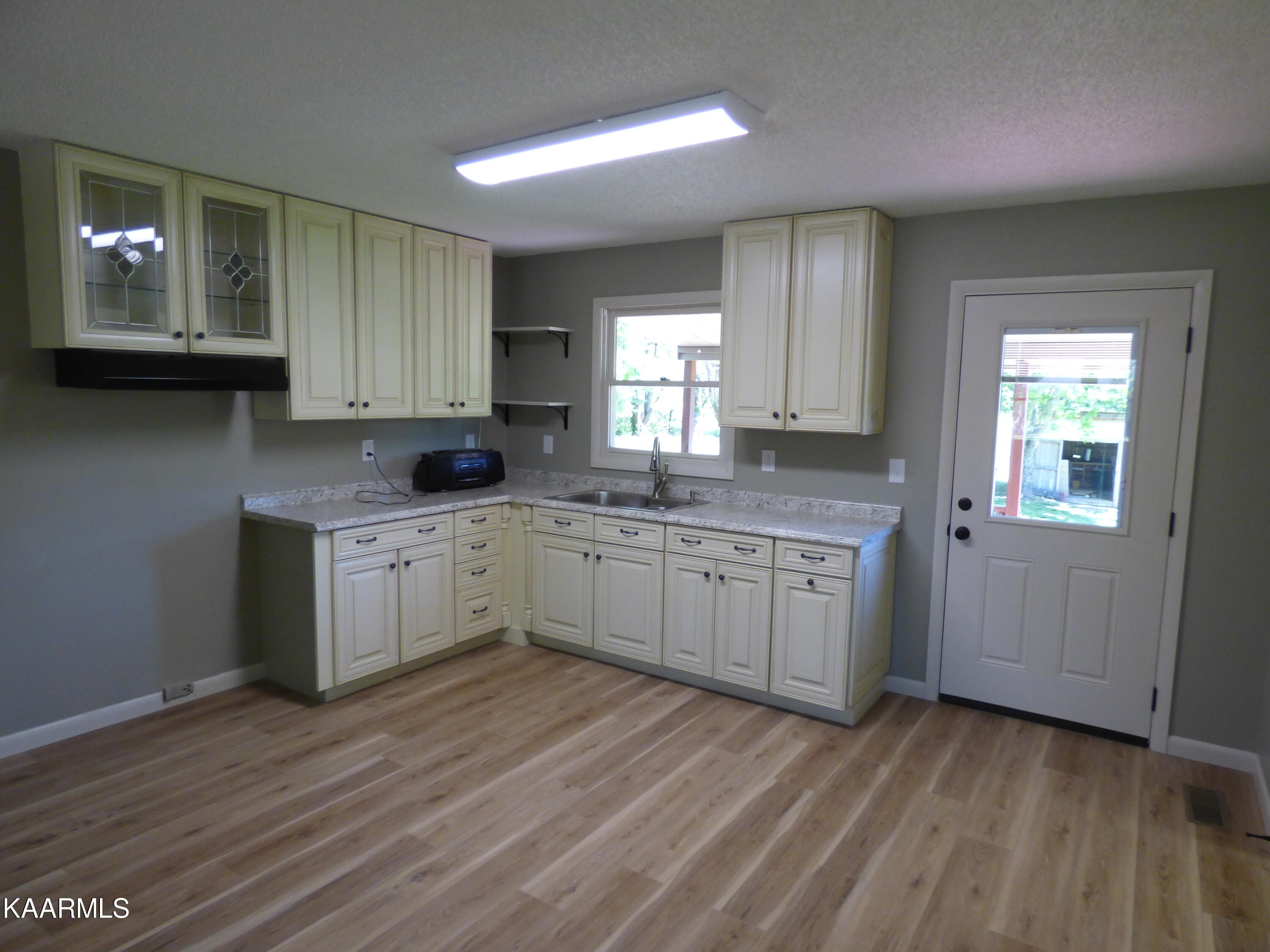 263 Houston Road Crossville, TN 38555 - Photo 11 of 49 P1070036