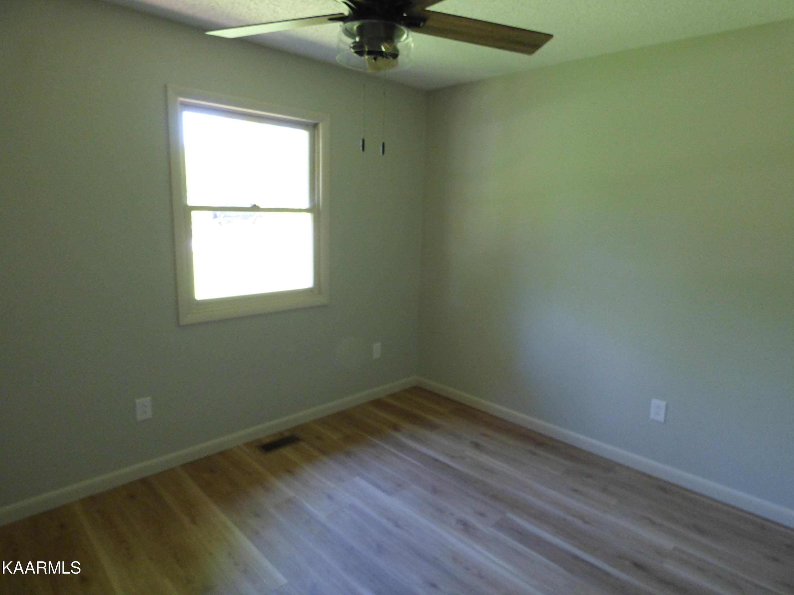263 Houston Road Crossville, TN 38555 - Photo 15 of 49 P1070040