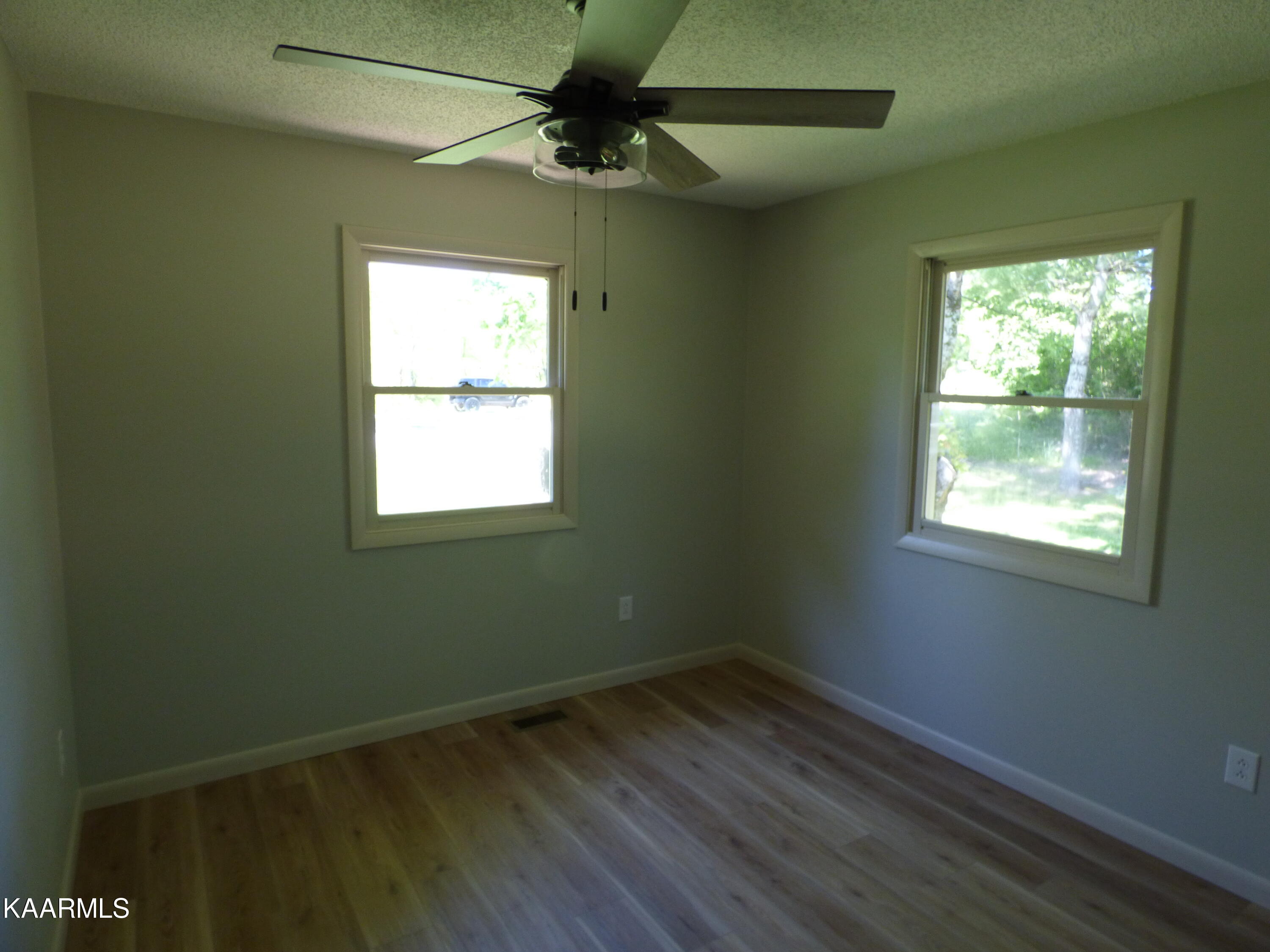 263 Houston Road Crossville, TN 38555 - Photo 19 of 49 P1070044