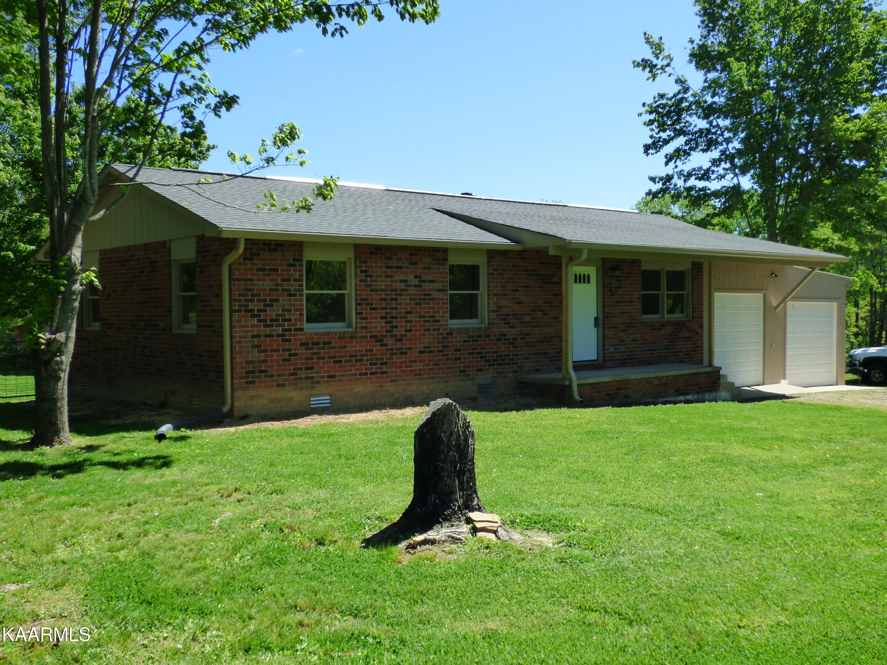 263 Houston Road Crossville, TN 38555 - Photo 3 of 49 P1070065