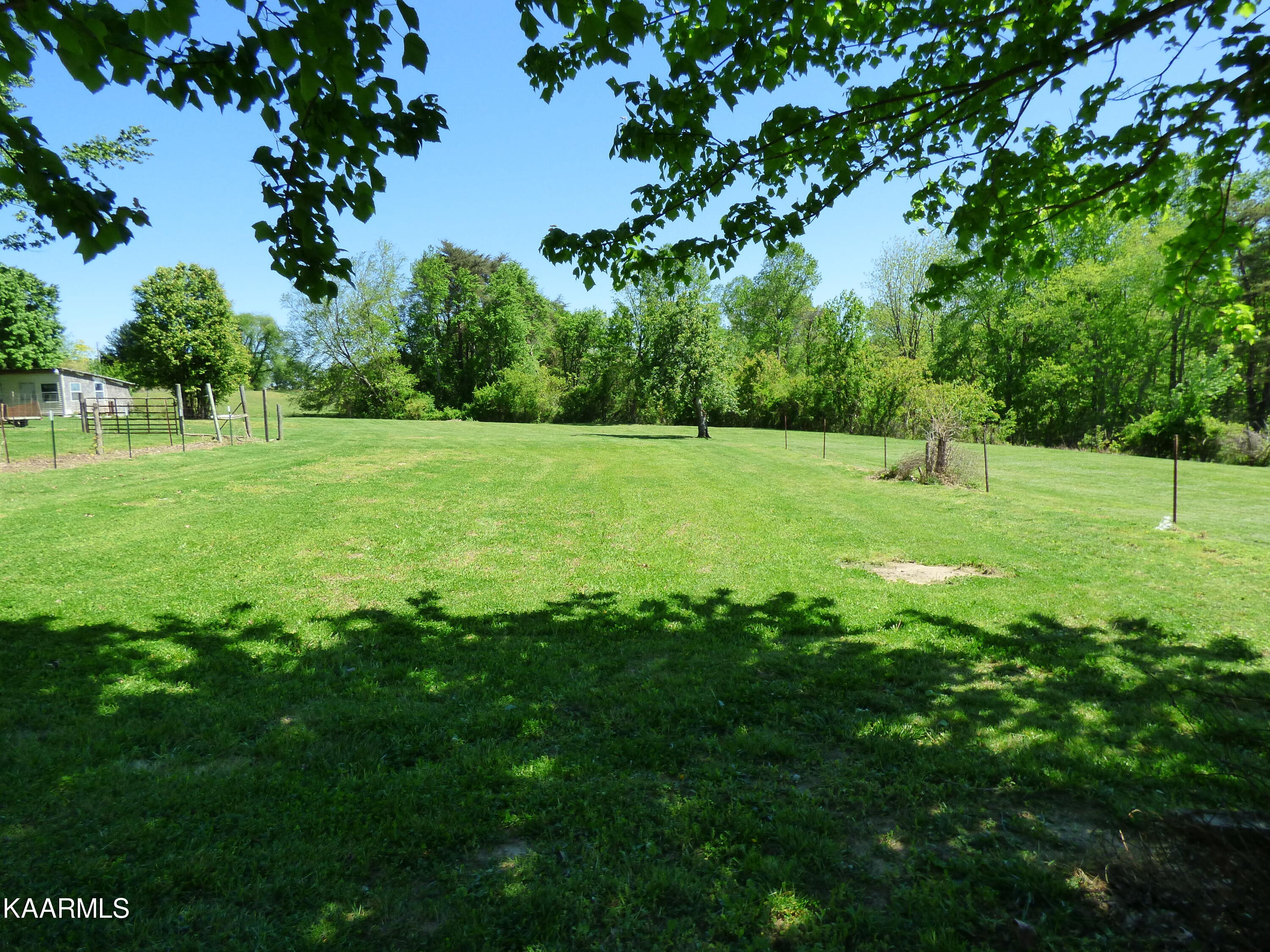 263 Houston Road Crossville, TN 38555 - Photo 42 of 49 P1070075