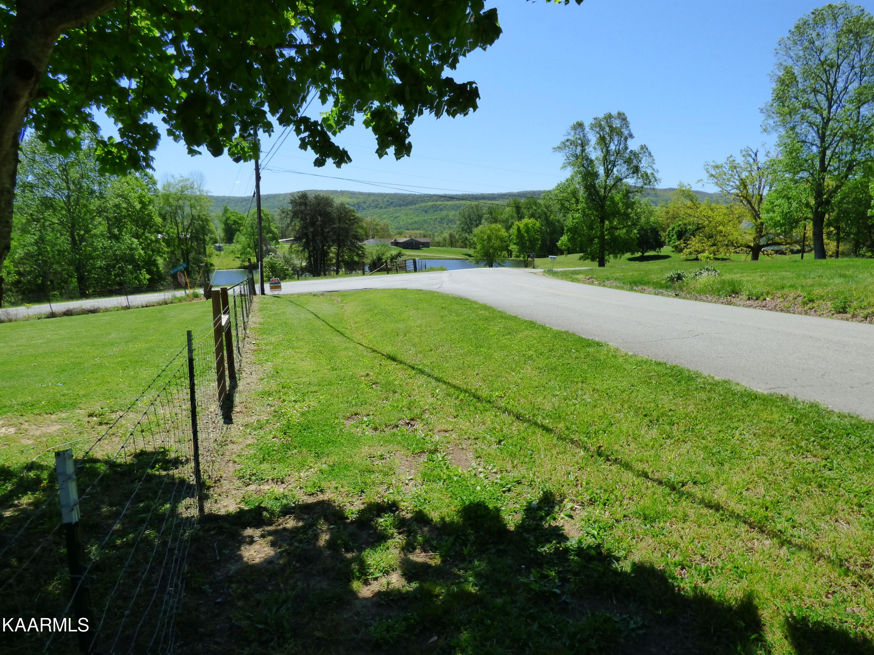 263 Houston Road Crossville, TN 38555 - Photo 44 of 49 P1070077