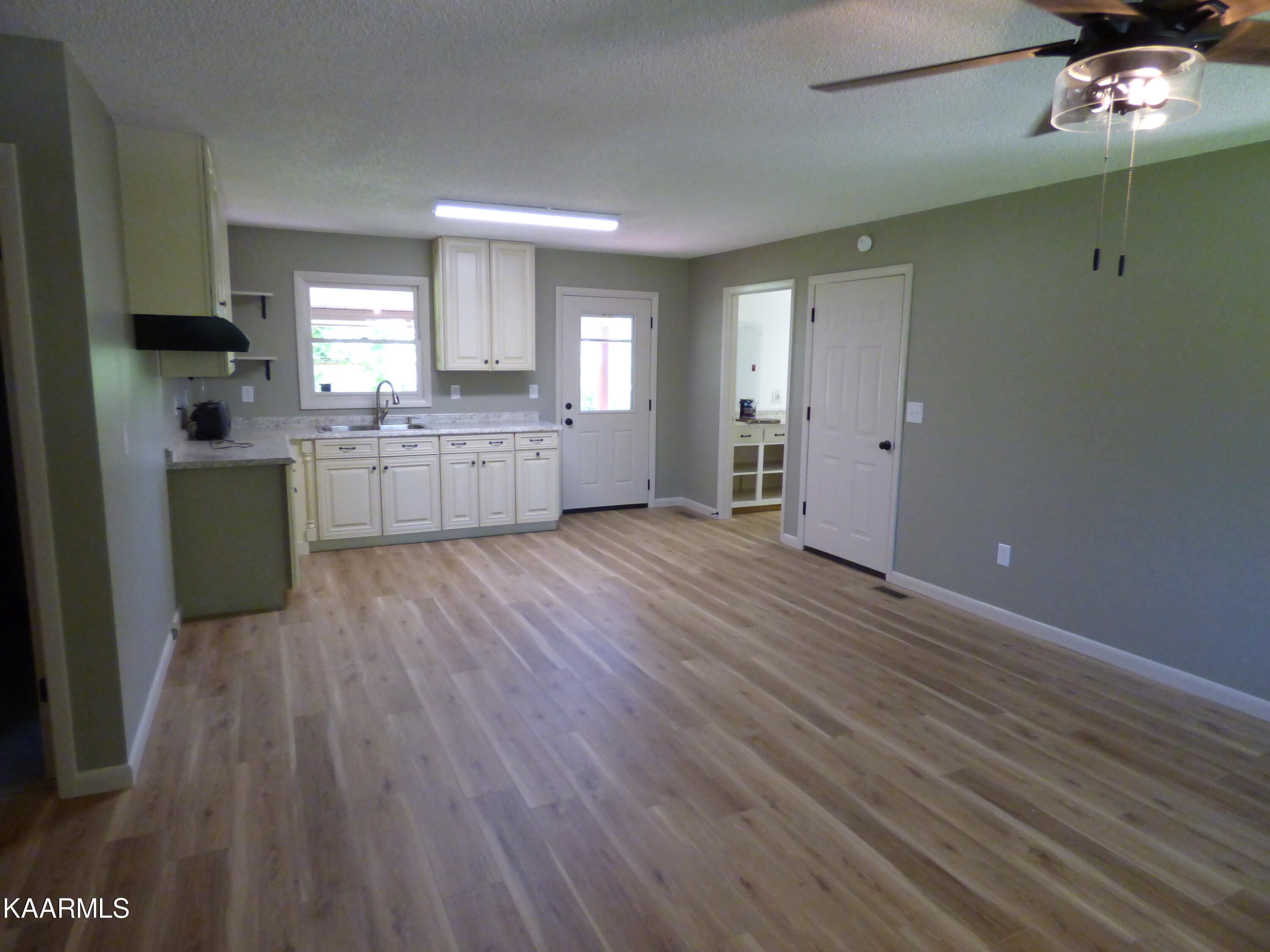 263 Houston Road Crossville, TN 38555 - Photo 9 of 49 P1070035