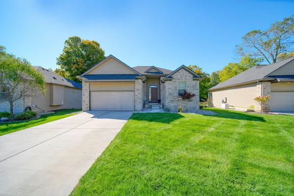 $425,000 | 621 Shadow Brooke Lane, Unit 2, Tecumseh, MI 49286