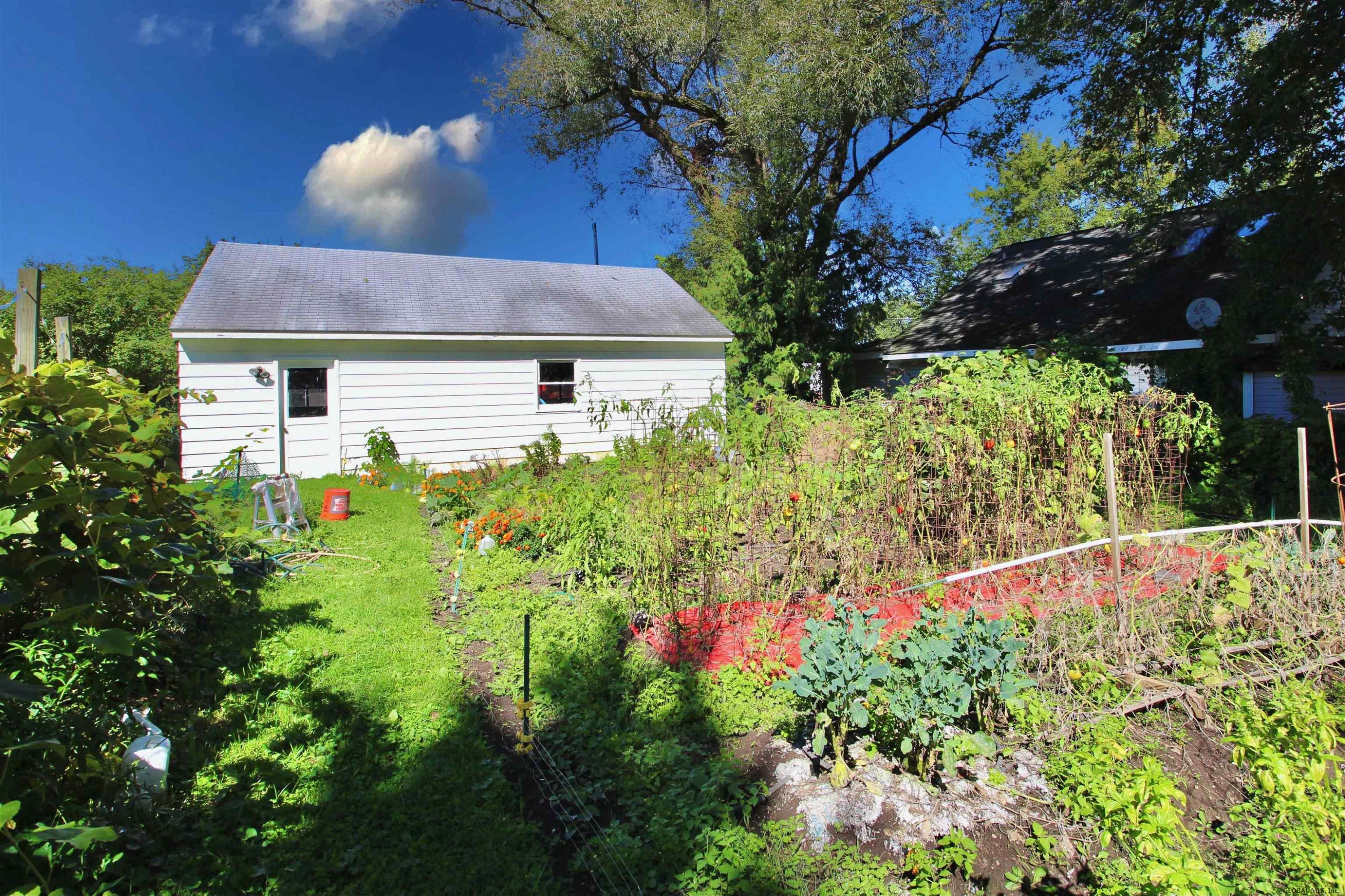 278 Forts Ferry Road Colonie, NY 12110 - Photo 30 of 43 Photo 30