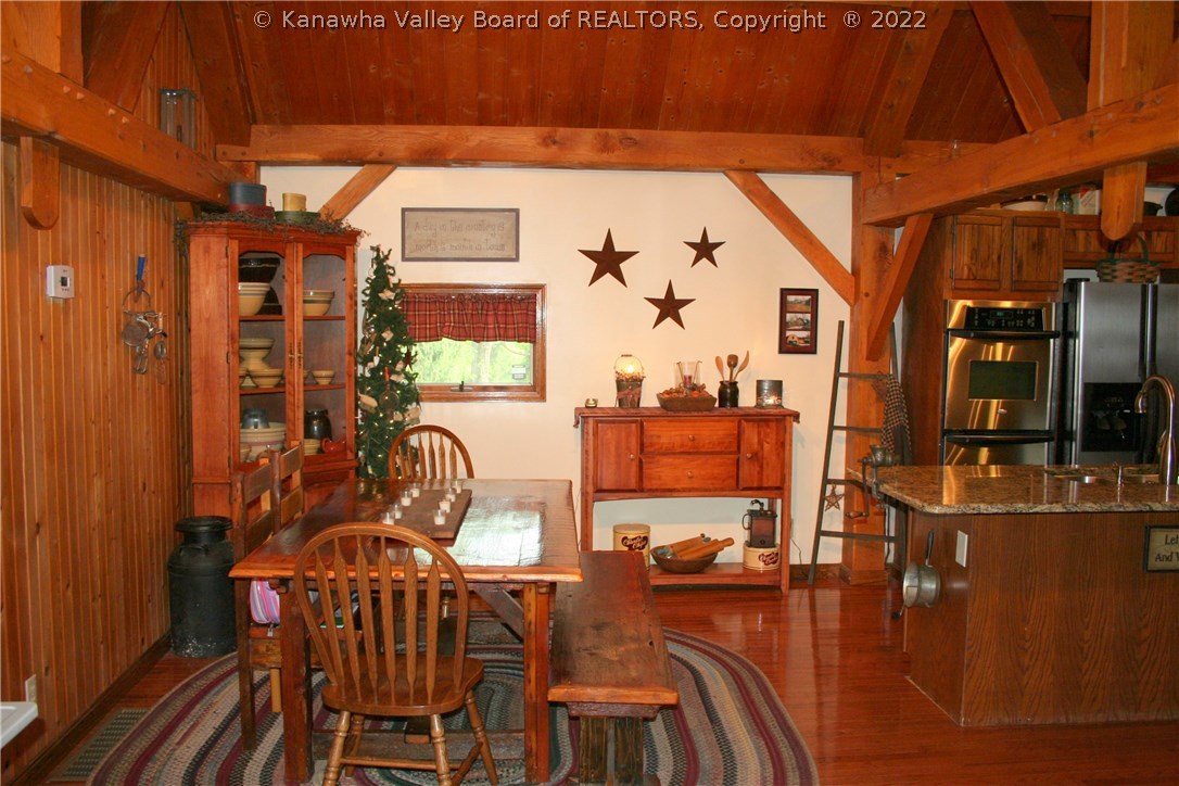 104 Country Road Charleston, WV 25313 - Photo 9 of 30 Gallery Image 9