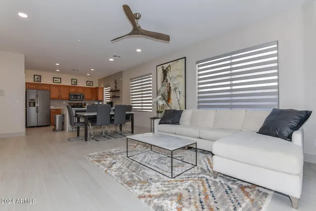 $3,200 | 40309 North Bell Meadow Trail, Phoenix, AZ 85086