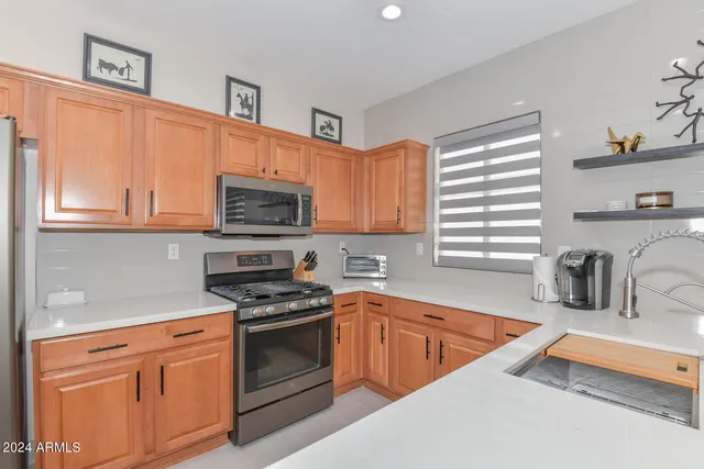 $3,200 | 40309 North Bell Meadow Trail, Phoenix, AZ 85086