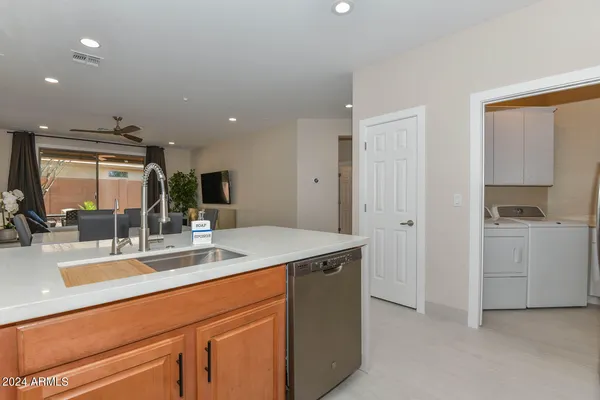 $3,200 | 40309 North Bell Meadow Trail, Phoenix, AZ 85086